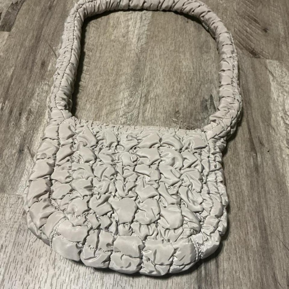 Cream‎ Wild Fable bag with a unique texture